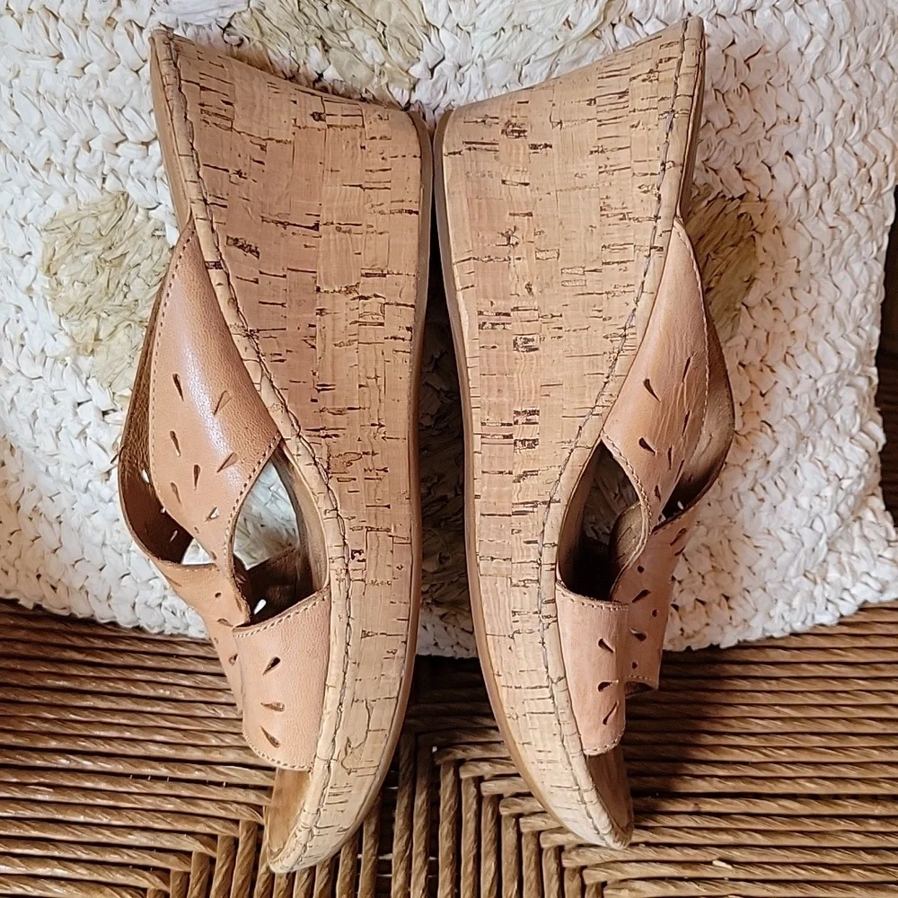 Born, open toe, perforated platform wedges, tan, size 10